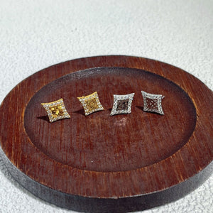 earrings in gold featuring stud and regular fit