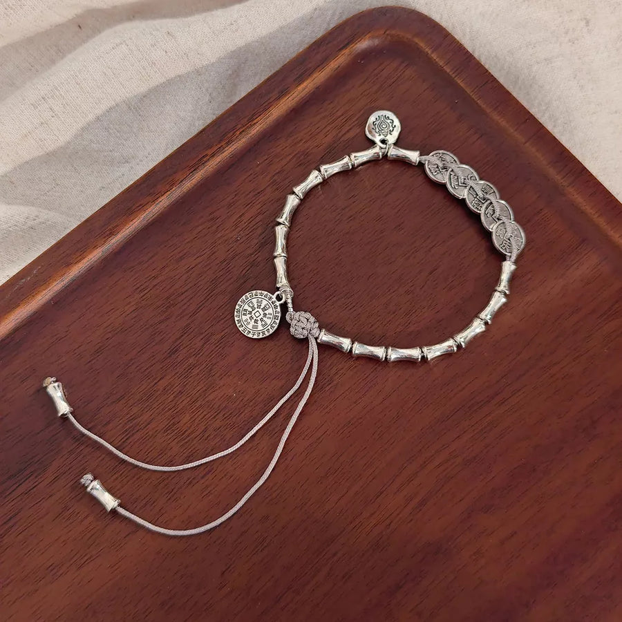 Silver bracelet featuring adjustable and geometric