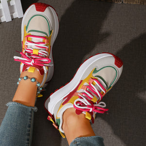sneakers in Red with color-block and round toe