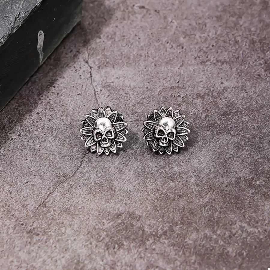ACCESSORIES in Black with skull-sunflower motif and stud earring