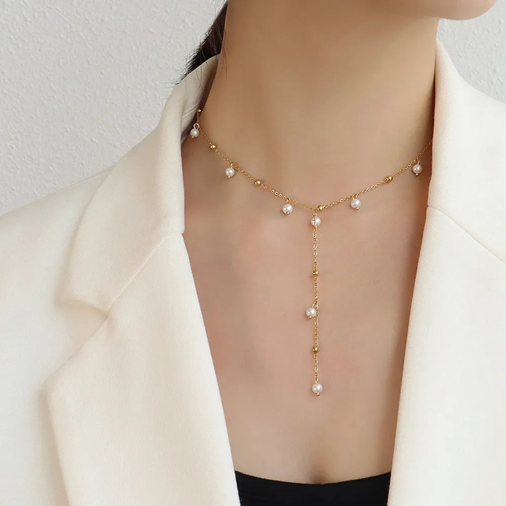 Gold lariat necklace with pearls and gold beads, 18K gold-plated