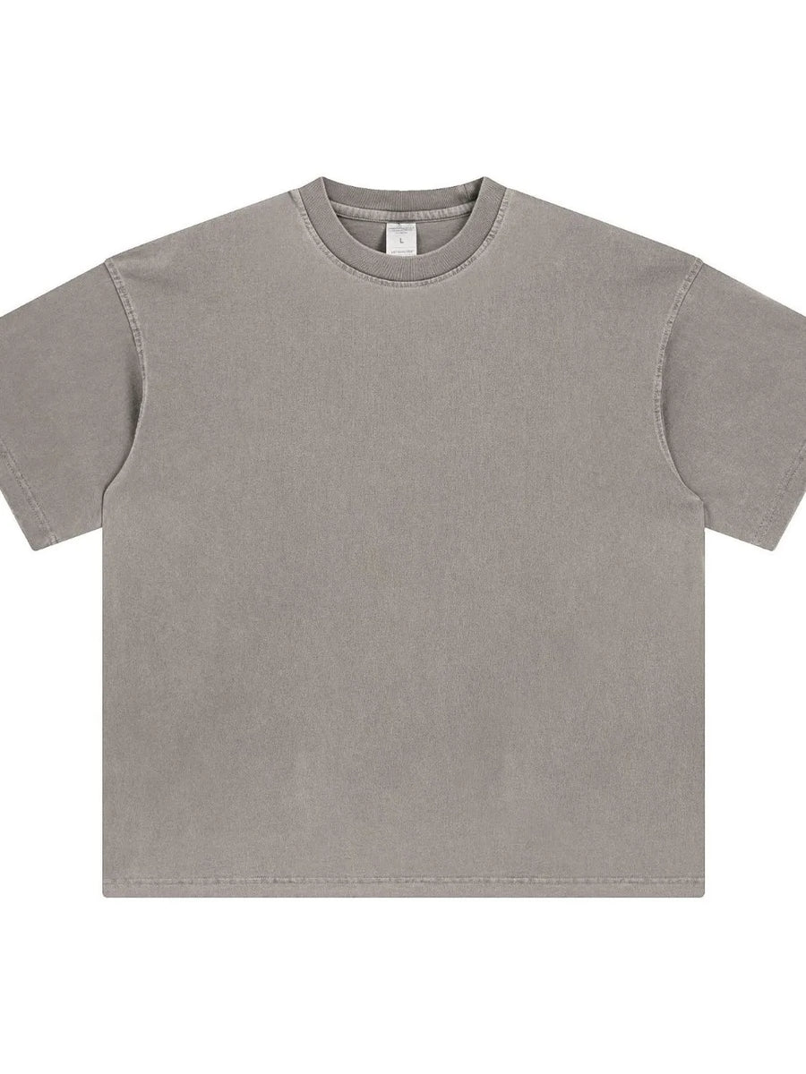 Oversized washed cotton crewneck t-shirt in Gray with crew neckline and short sleeves.