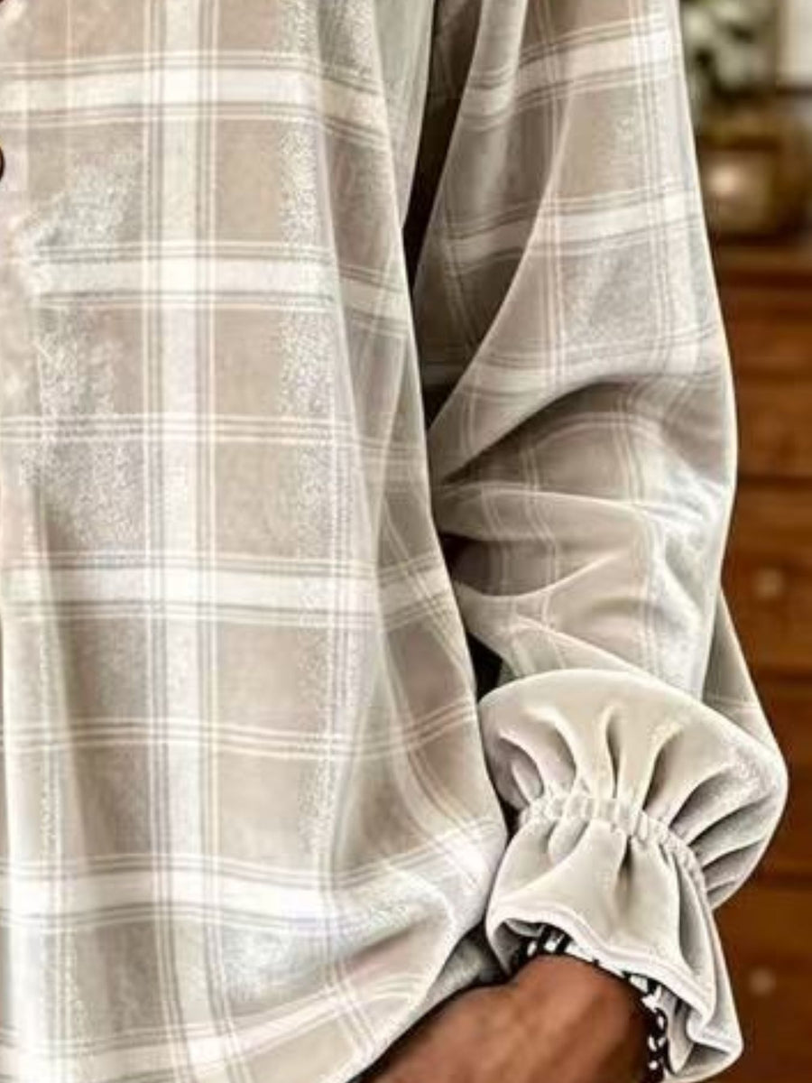 blouse in Light Blue with plaid and ruffled