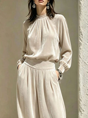 glam matching set in Brown with mock neck