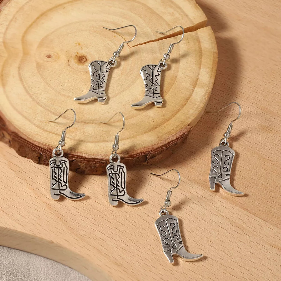 earrings in silver featuring dangle and dangle fit