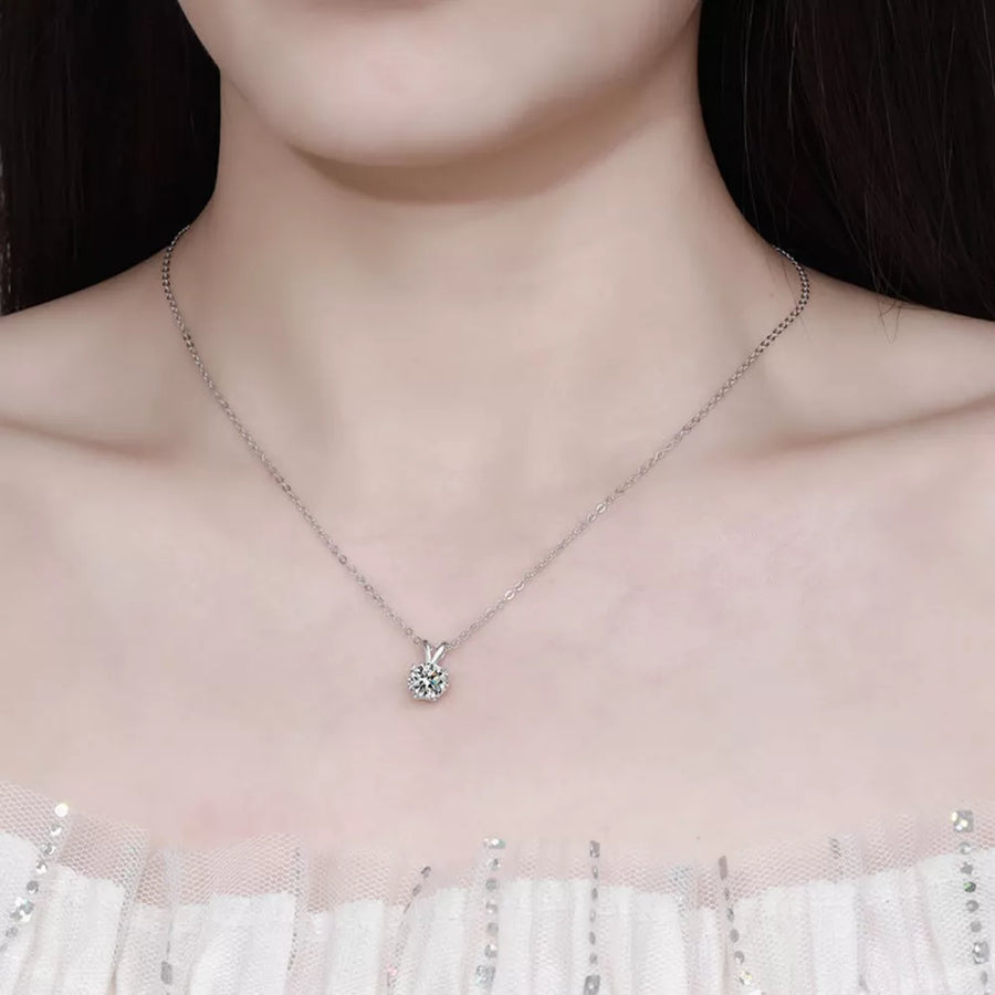 1 Carat Moissanite 925 Sterling Silver Pendant Necklace in clear with pendant