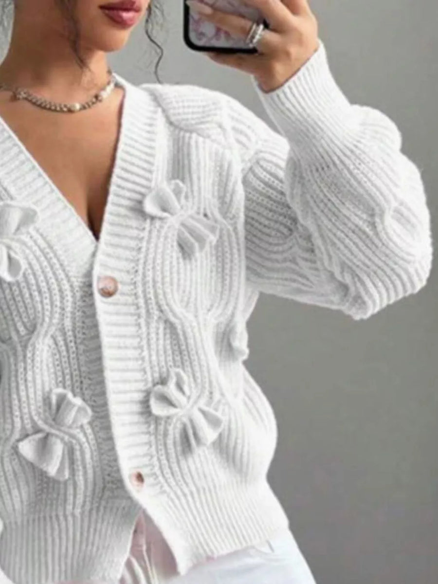 cardigan in Green with v-neck and long sleeve