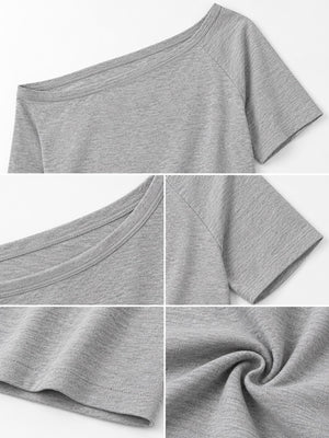 t-shirt in Black with asymmetrical and waist-length