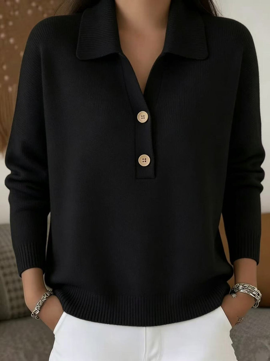 pullover sweater in light blue with buttoned and hip-length