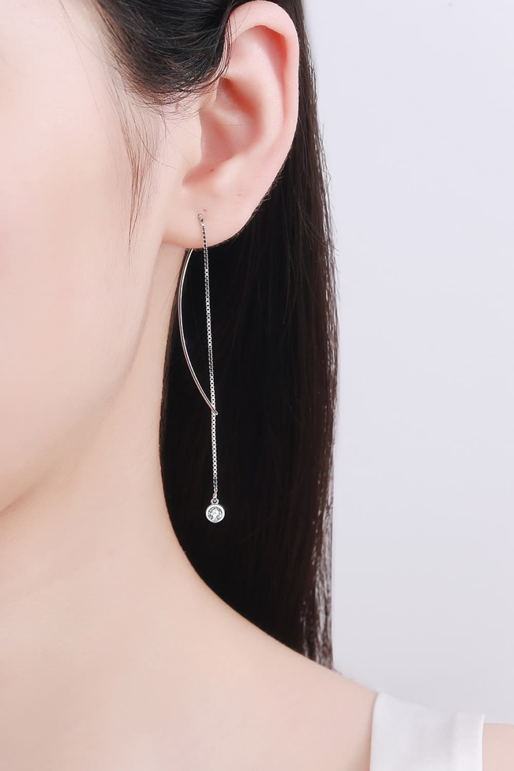 Cascading moissanite threader earrings in silver 925 sterling silver with a single drop stone