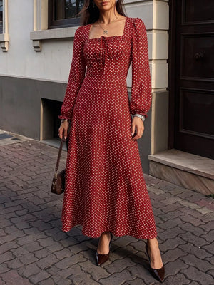 vintage-inspired maxi dress in Red with square neck