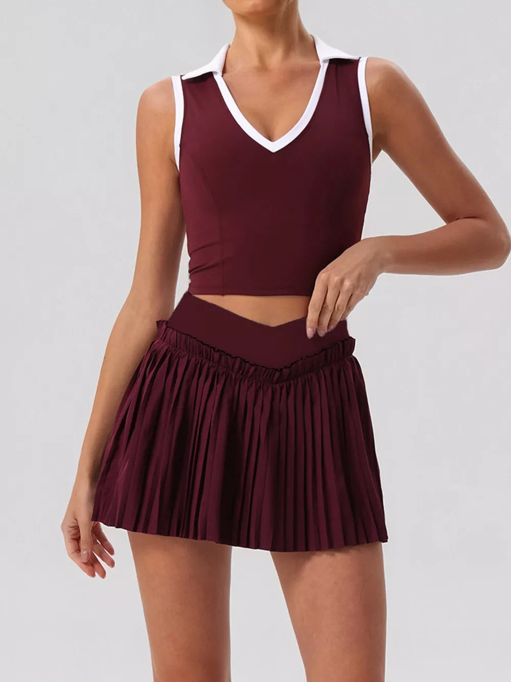 activewear in light yellow with pleated and cropped | mini
