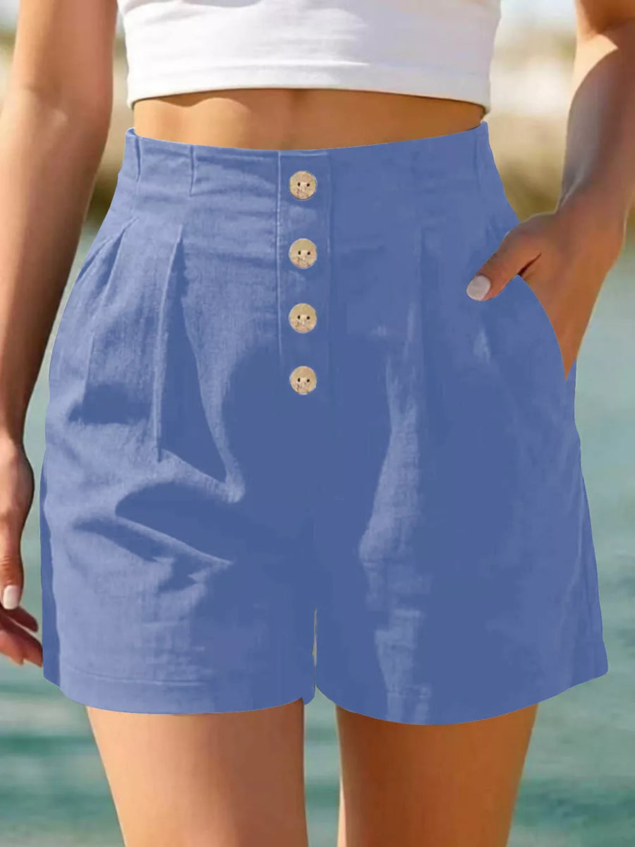 shorts in Red with button-front and mini