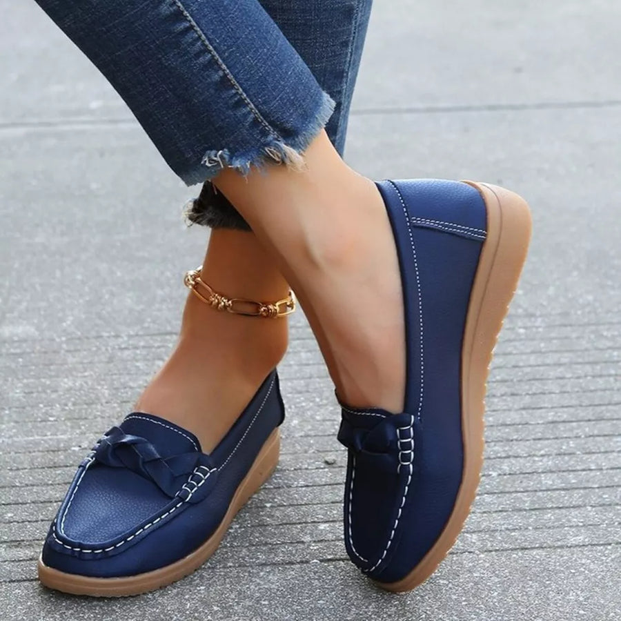 Round Toe Flats Slip-ons in white with round toe