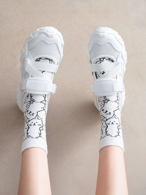 socks featuring cat motif in White with cotton Imported Size &amp texture