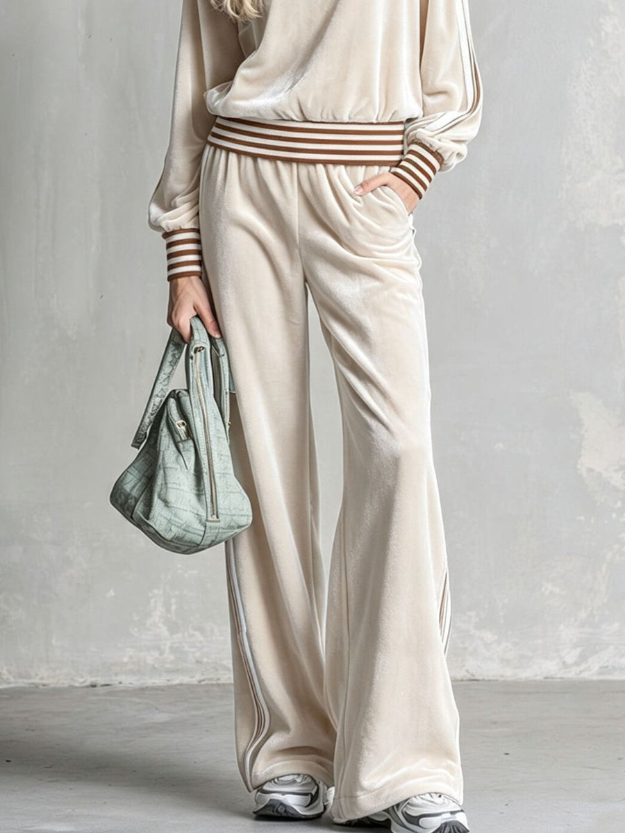 athleisure lounge set in teal with collared