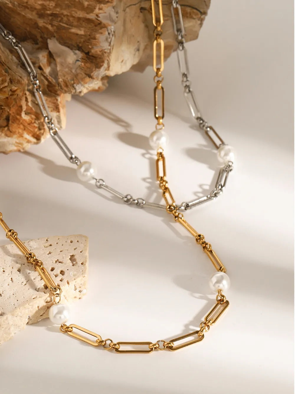 Two-tone gold and silver link chain necklace with pearls