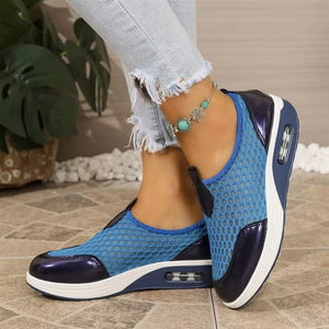 Black Round Toe Mesh Sneakers