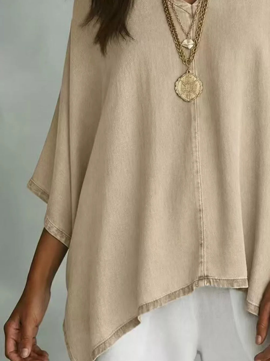 V-neck Batwing Sleeve T-shirt in White