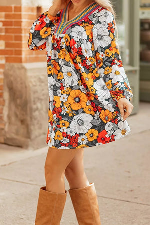 Boho Floral Print V-neck Mini Dress With Pockets in Multicolor