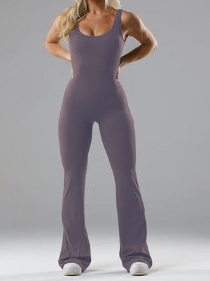 Contains at least 90% but less than 95% polyester jumpsuit in Blue with bodycon silhouette