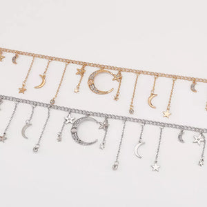 18K Gold-Plated, Iron, Rhinestone Care instructions: Avoid wearing during exerci necklace in Silver with straight silhouette