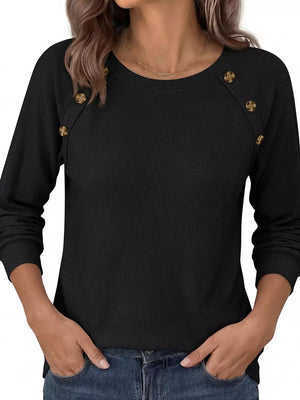 t-shirt in Blue with crew neck and long sleeve