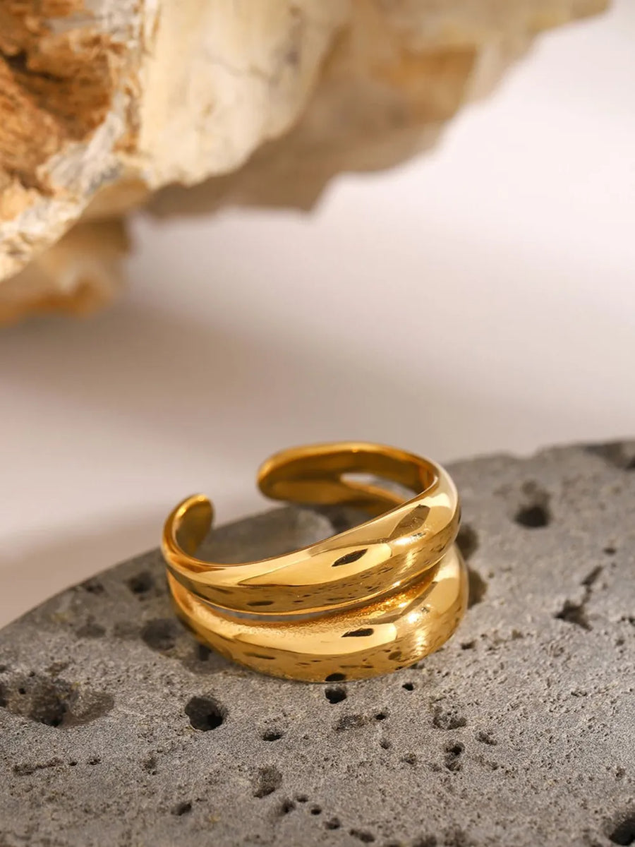 Gold double band open ring with textured detail