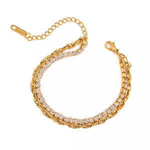 bracelet in Gold with double layered and wrist-length
