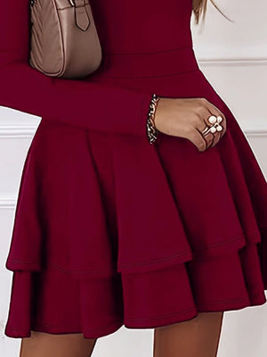 romantic mini dress in Burgundy with v-neck