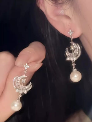 earrings in silver featuring dangle and straight fit