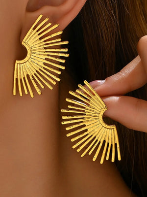 earrings in gold featuring gold-plated and jewelry fit