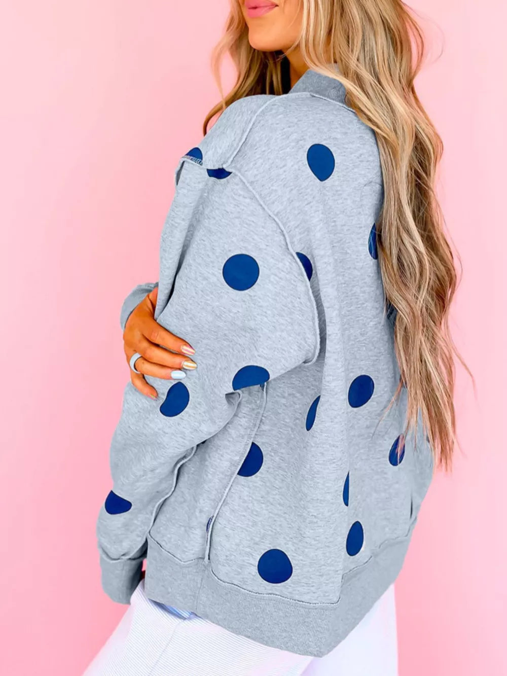 sweatshirt in black with polka dot and ribbed cuffs