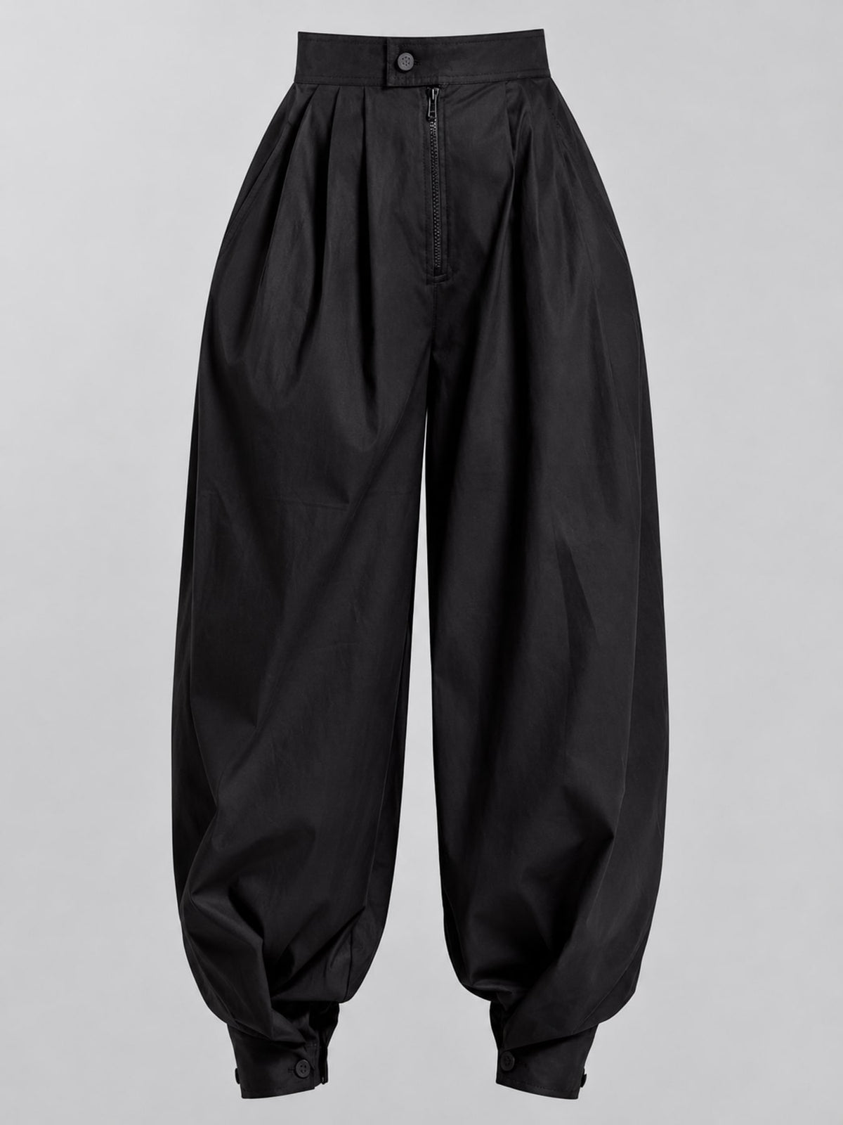 High-Waisted Balloon Leg Jeans Plus Size in Black with washed