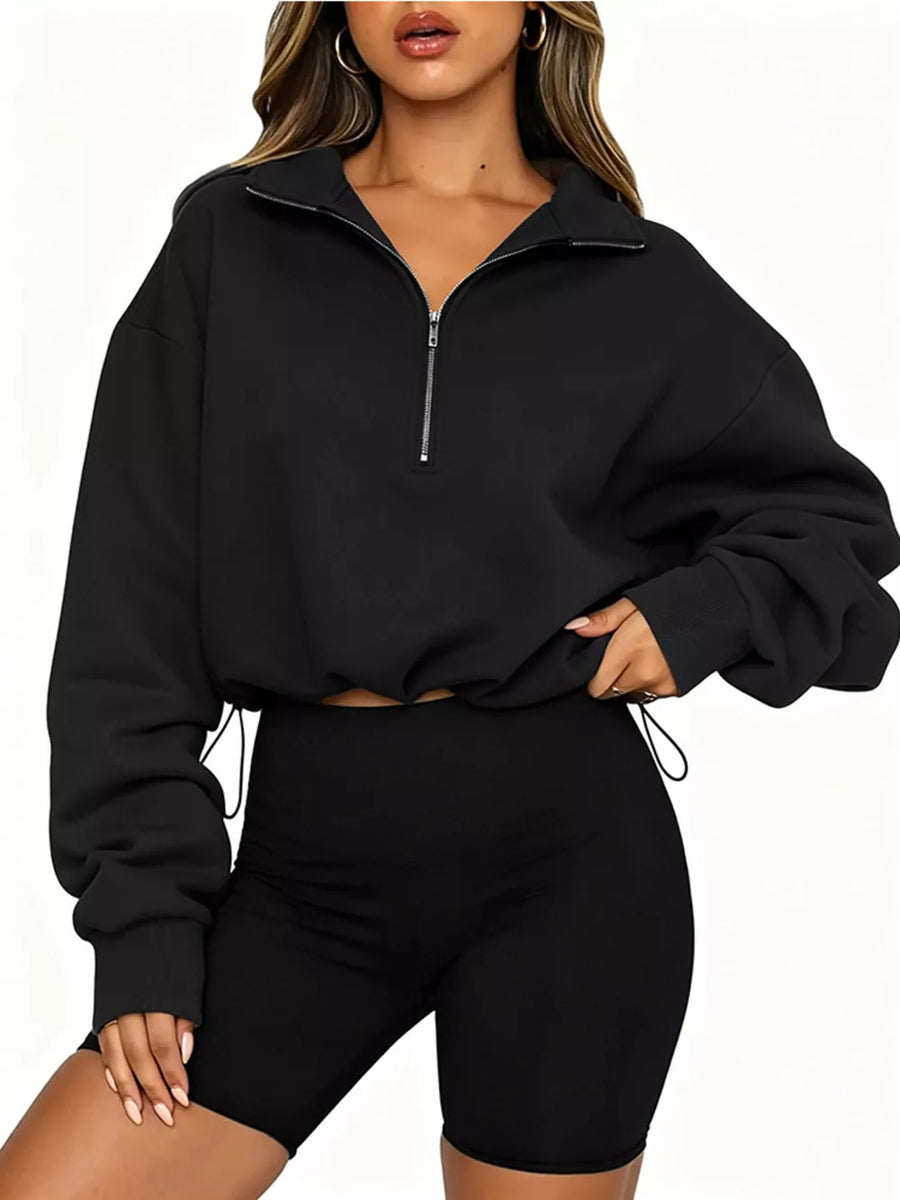 athleisure sweatshirt in Black with collared