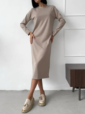 Black straight midi dress with round neck