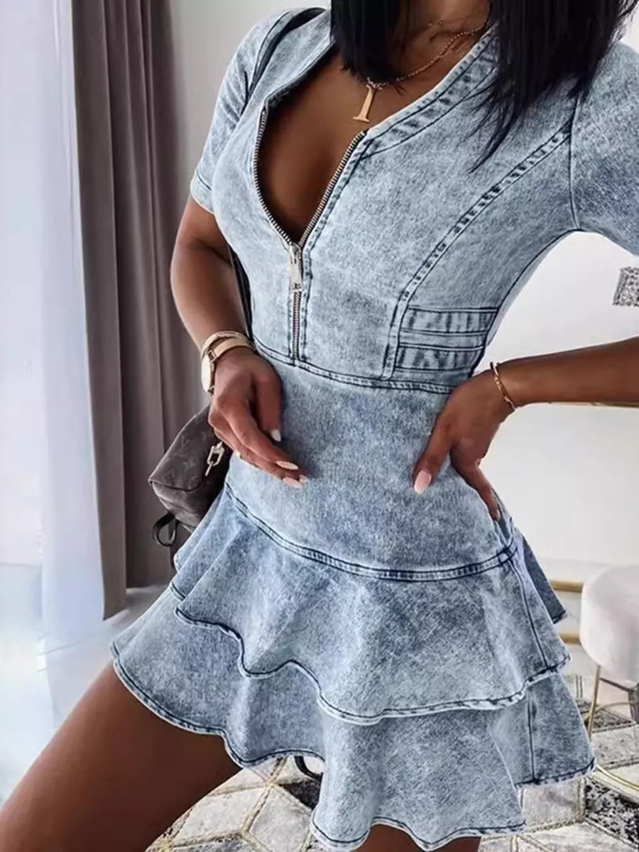 95%cotton, 5%spandex Care instructions: Machine wash cold mini dress in Light with A-line silhouette