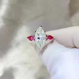 925 sterling silver,Moissanite Carat weight: 6ct Care instructions: Avoid wearin ring in clear with regular silhouette