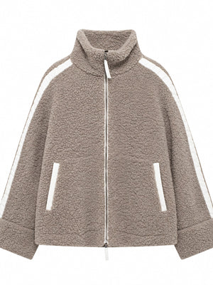Polyester 100% Care instructions: Hand wash cold sherpa jacket in Black-Ribbed with relaxed silhouette
