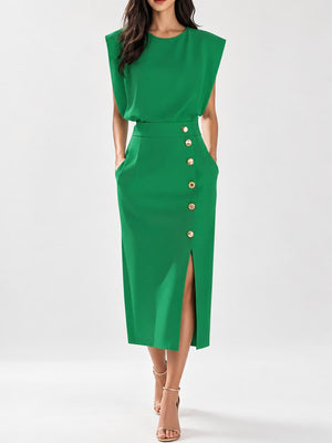 midi dress in Apricot with round neck and sleeveless