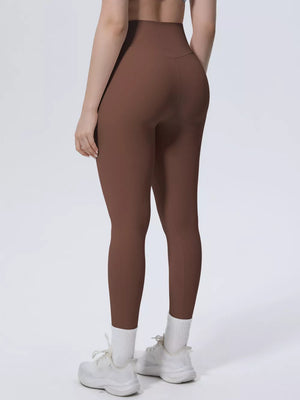 High-waisted Seamless Active Leggings in Sage with buttery-soft