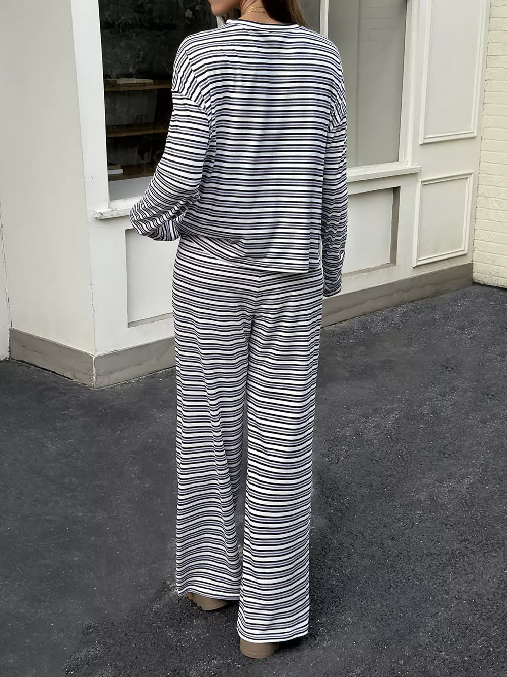 pajama set in Gray with striped and drawstring waist
