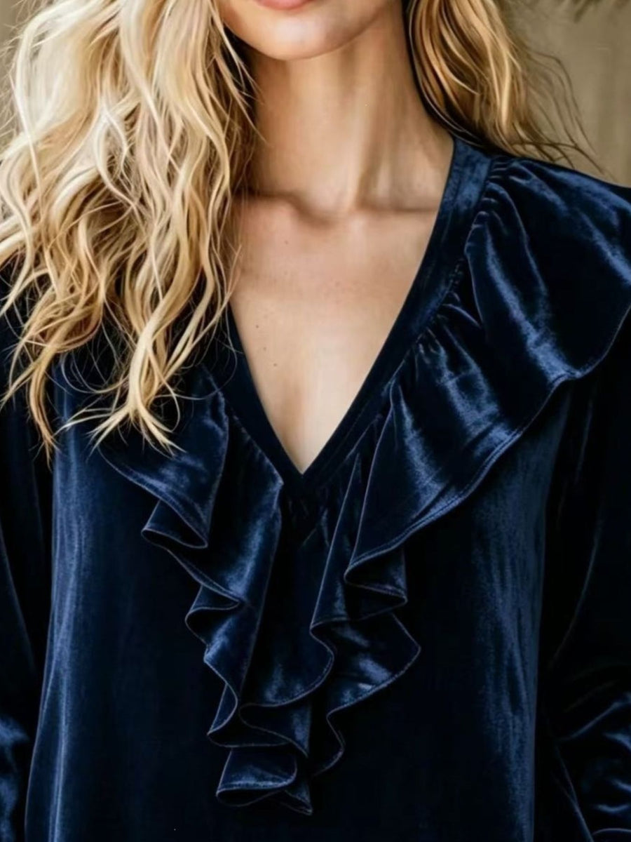 romantic blouse in Camel with v-neck