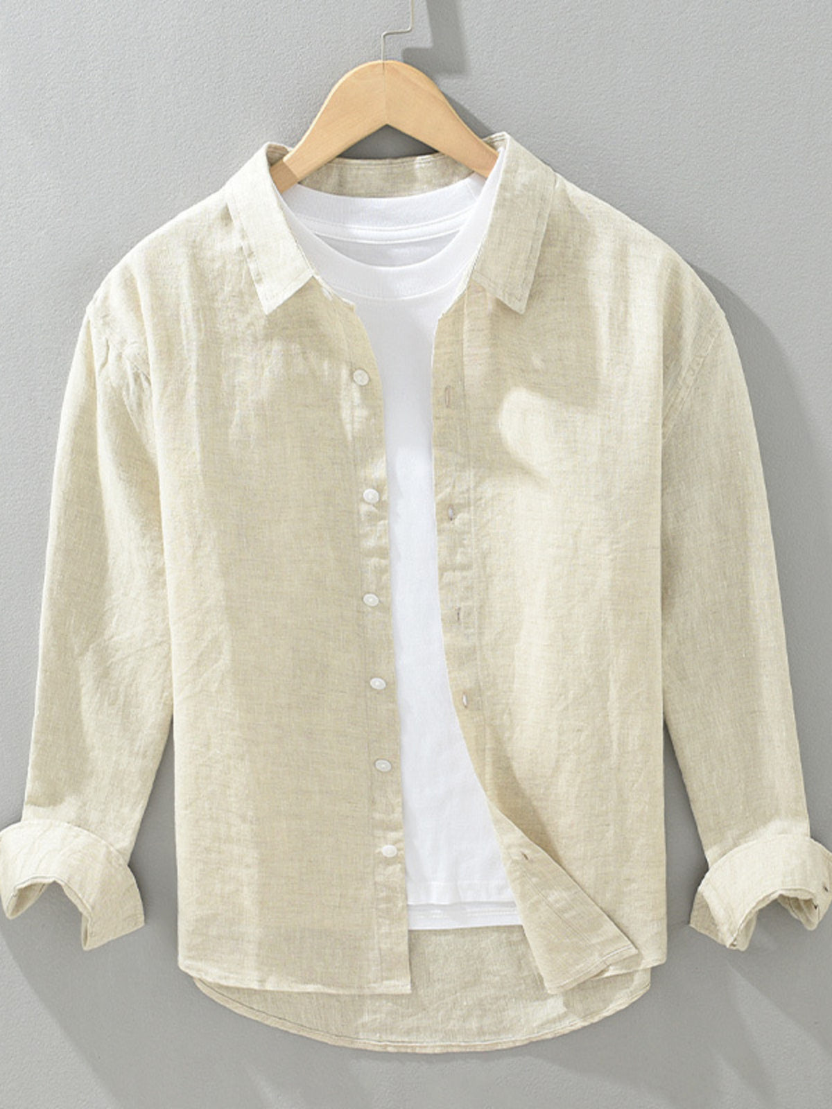 classic button-up shirt in Beige with collared
