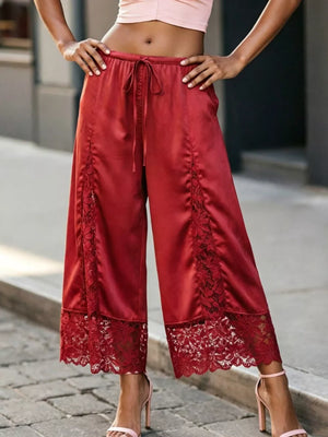 Lace Trim Wide-leg Cropped Pants in Pink