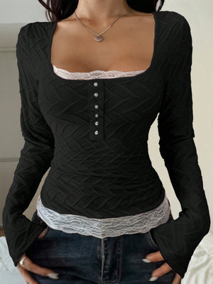 t-shirt in White with geometric and lace trim