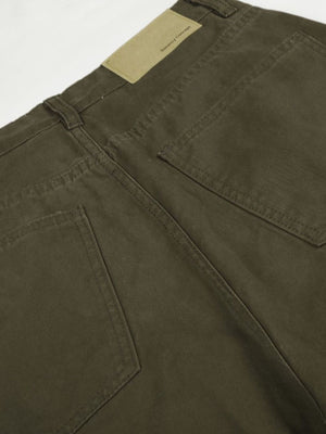 Men's High-Waisted Cargo Pants in olive green with pocketed