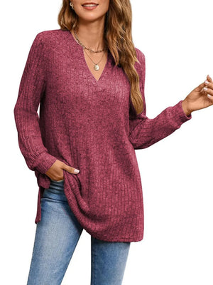 t-shirt in Deep Purple with pocketed and tunic-length
