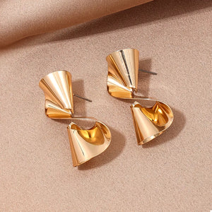earrings in gold with 18K gold-plated and 1.6 inches