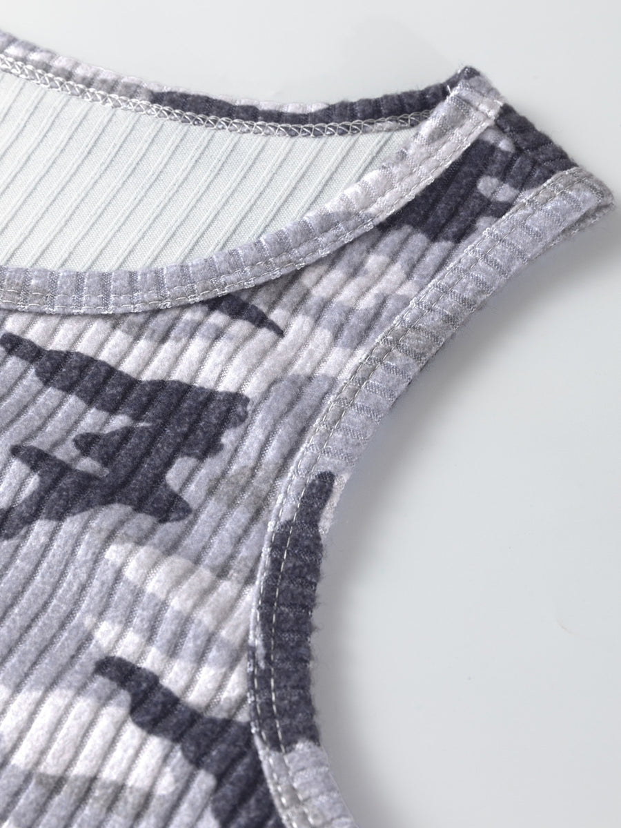Gray ribbed knit camouflage tank top with crew neck detail.